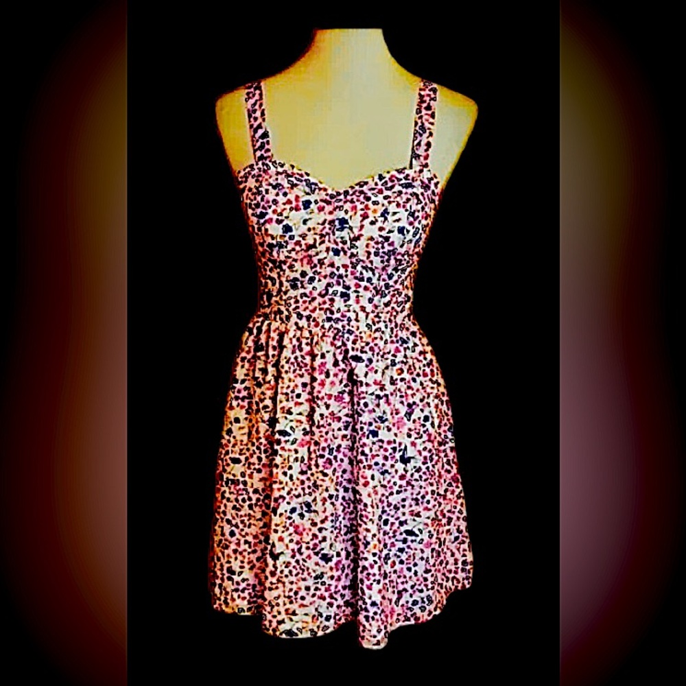 Candie’s size small floral dress.
